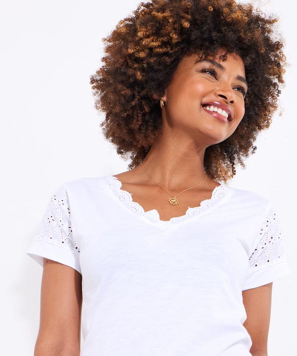 Produktbild Joe Browns Broderie V-Neck Tee (46)