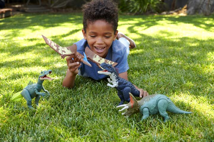 Actual product image Jurassic World Massive Action Siamosaurus