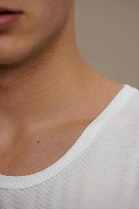 Produktbild Moi Basics t-shirt white (L)