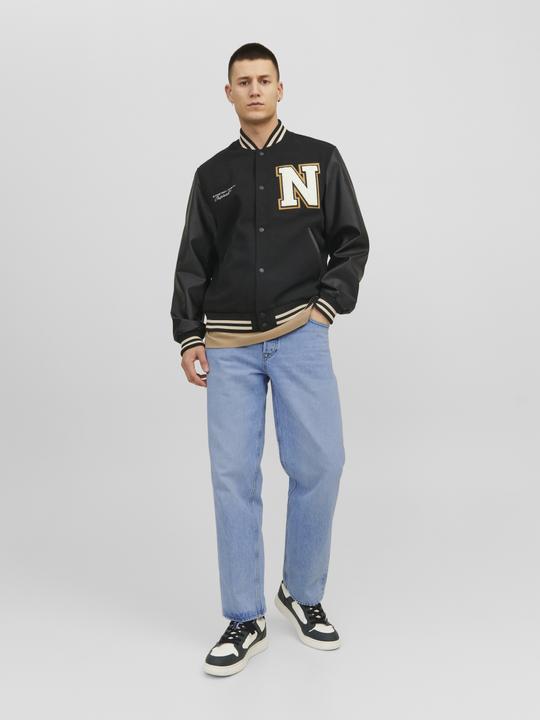 Actual product image Jack & Jones Eddie Original CJ 911 Loose Fit Jeans (W34/L30)