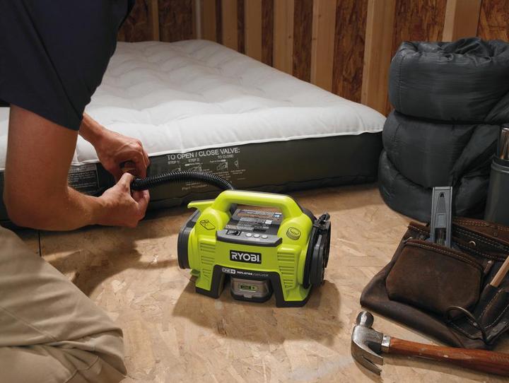 Actual product image Ryobi Compressor 10.3 bar 5133001834 (2.50 bar, 18 l)