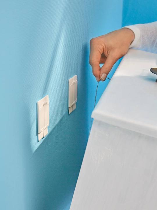Actual product image tesa Adhesive nail for wallpaper & plaster, 2kg holding power, removable without a trace & reusable, 2
