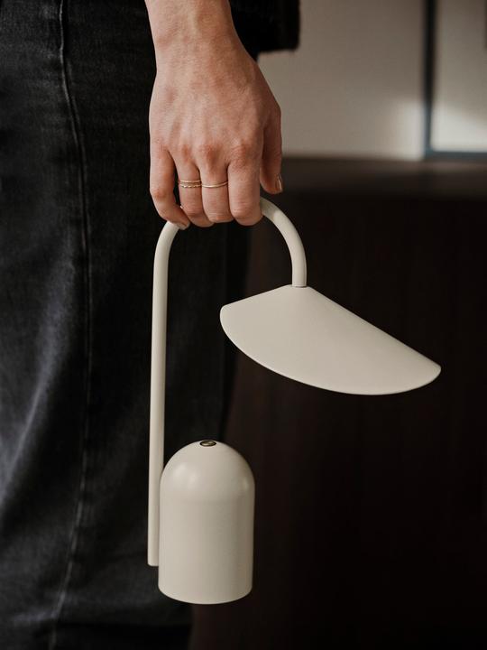 Produktbild Ferm Living Arum Portable (240 lm)
