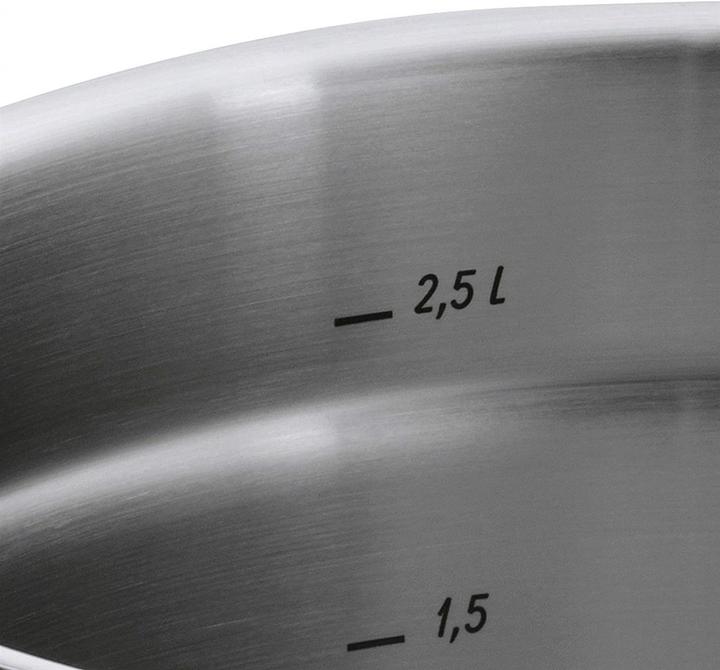 Actual product image WMF Roasting pan GOURMET PLUS Silver-coloured (24 cm, Casserole + Stewpot, Pot, Stainless steel)