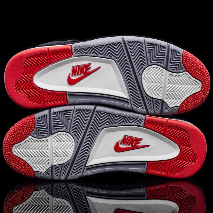 Produktbild Nike Air Jordan 4 (43)