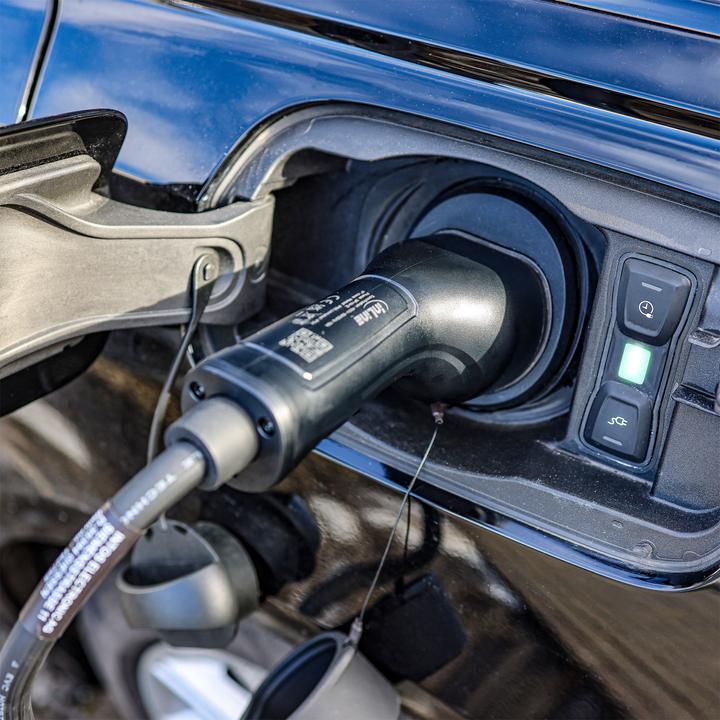 Produktbild InLine EV Spiral-Autoladekabel (Typ 2, 22 kW, 32 A, 7.50 m)