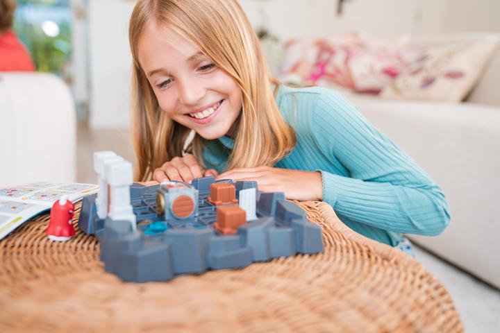 Actual product image Smart Games Break-Out Dungeon (mult) (French, Italian, English, German)