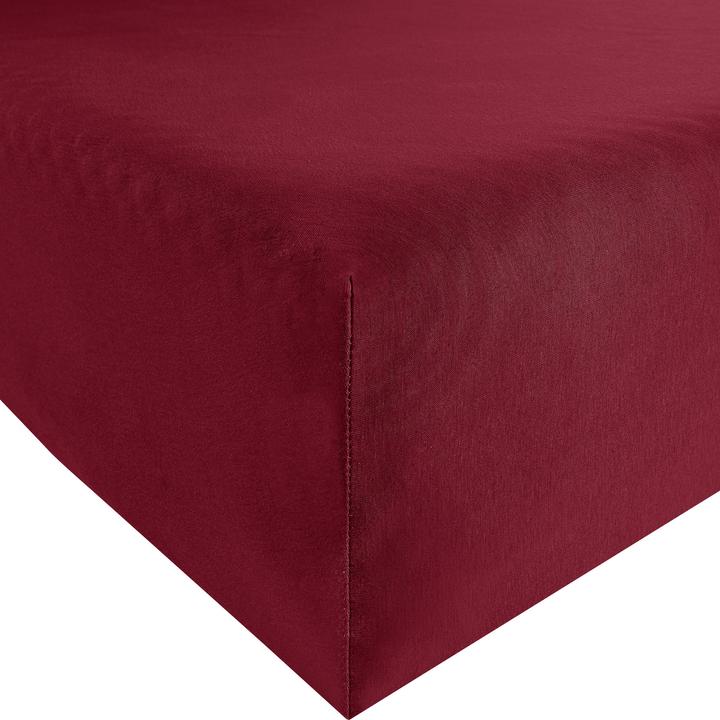 Wine red