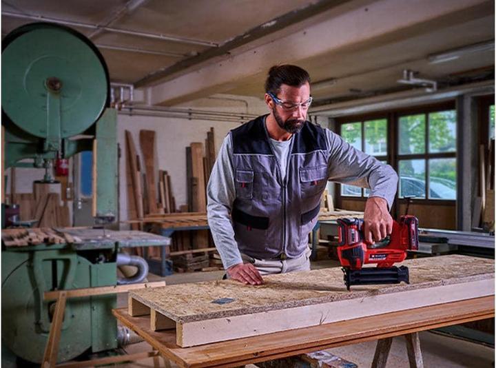 Actual product image Einhell FIXETTO 18/50 N Battery Nailer