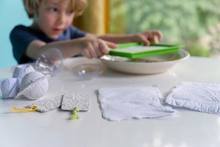 Produktbild HCM Kinzel Papierherstellung - Green Science