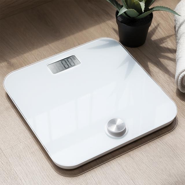 Image du produit Cecotec Surface Precision EcoPower 10000 Healthy Bathroom Scale with Push Button High Security Tempered (180 kg)