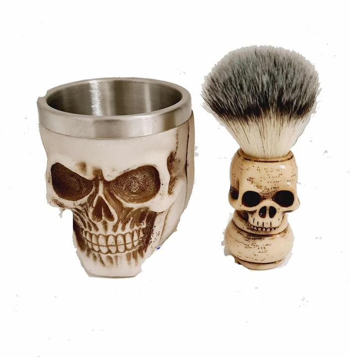 Bate Totenkopf Rasierschale mit Bürste Eine Tonne