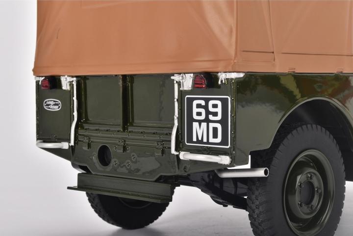 Produktbild Schuco Land Rover 80 dunkelgrün 1:12