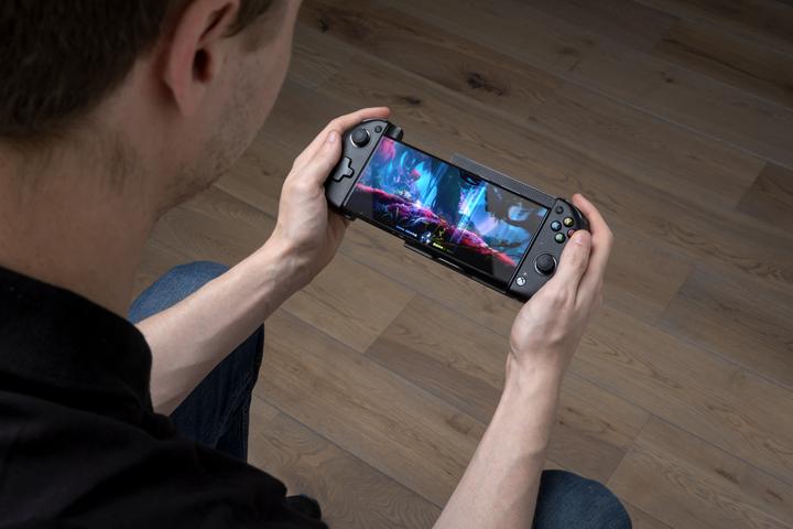 Immagine prodotto Nacon Gaming Supporto MG-X (Android)