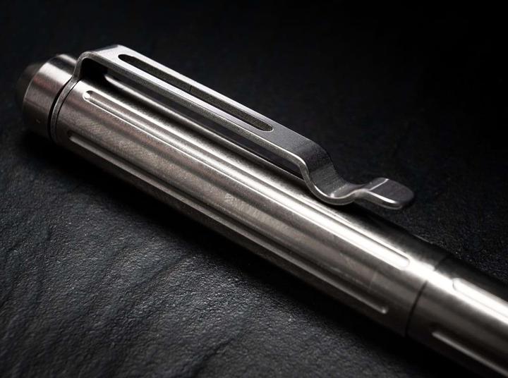 Actual product image Böker Tactical Fountain Pen