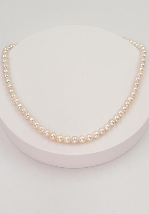 Actual product image Muau Necklace (925 Silver)