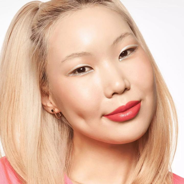 Actual product image essence Baby Got Blush liquid blush (30 Dusty Rose)