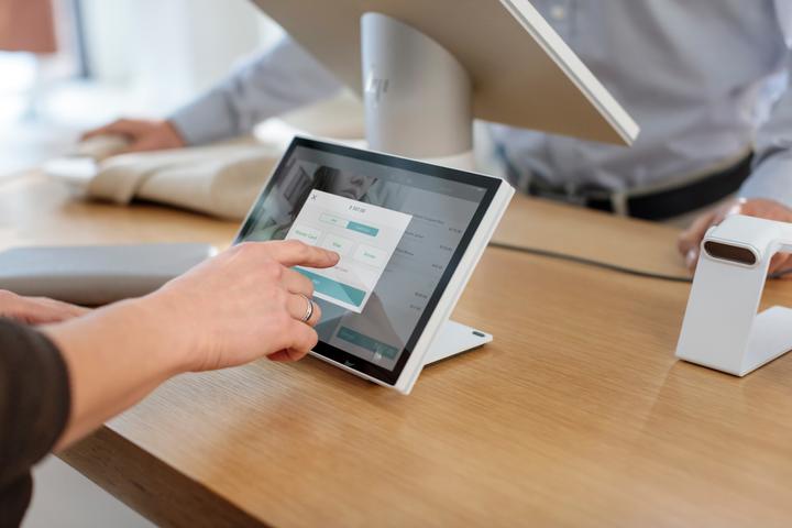 Actual product image HP ElitePOS G1 Retail System 141 - All-in-One (complete solution)