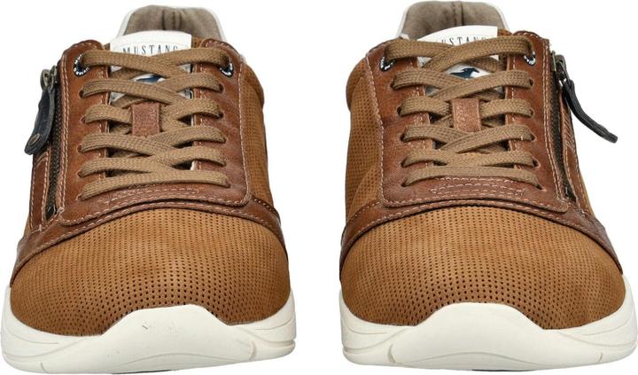 Actual product image Mustang Sneaker (40)