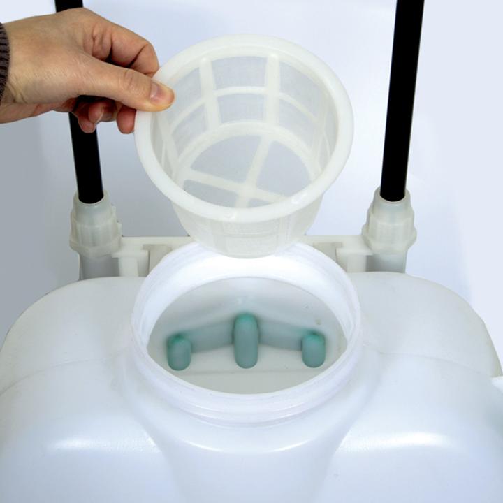Image du produit Ribimex PILA 16 Pompe de pulvérisation à batterie sur roues 16 litres 12 V8 Ah (16 l)