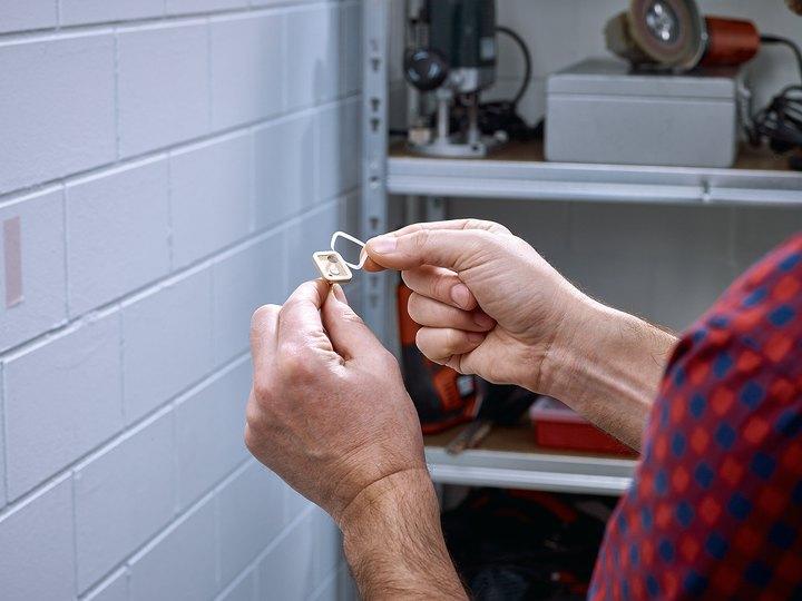 Image du produit tesa Vis à coller pour maçonnerie