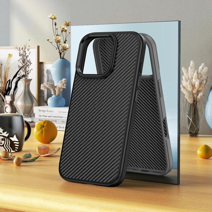 Image du produit iPaky Étui en fibre de carbone (Apple iPhone 16 Pro)