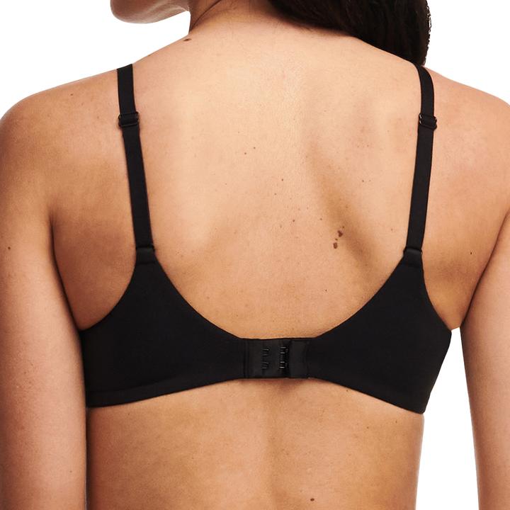 Actual product image Chantelle Easy Feel Floral Touch cup bra (70 D, Single pack)