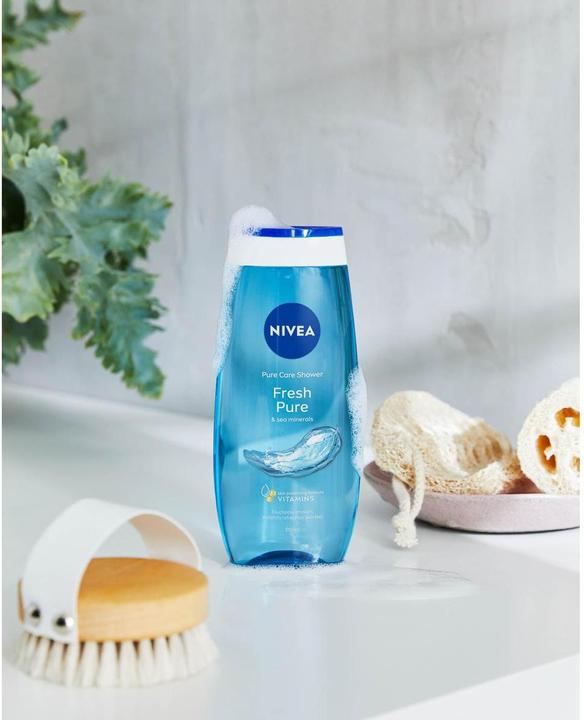 Actual product image NIVEA Fresh Pure (250 ml)