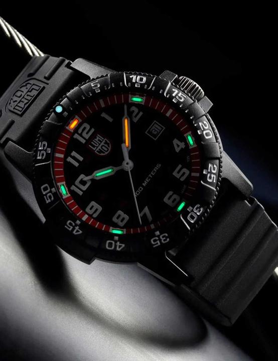 Produktbild Luminox Leatherback Sea Turgle Gian 0320 Series (Sportuhr, 44 mm)