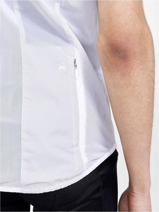 Actual product image Craft Essence Light Wind Vest (L)