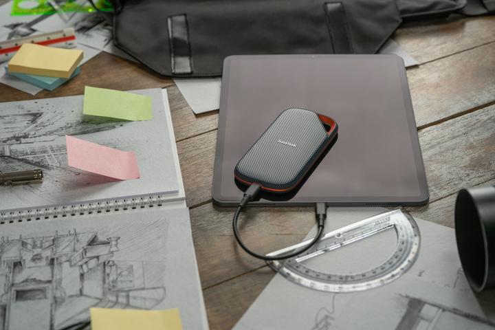 Produktbild SanDisk Extreme PRO mit USB4 (4000 GB)