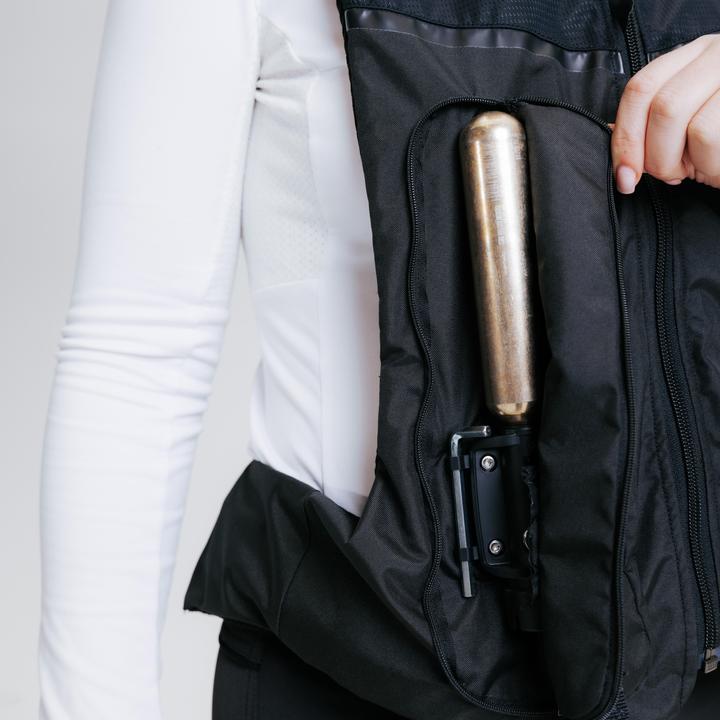 Actual product image Caperlan Riding waistcoat Airbag ladies/men black (M)