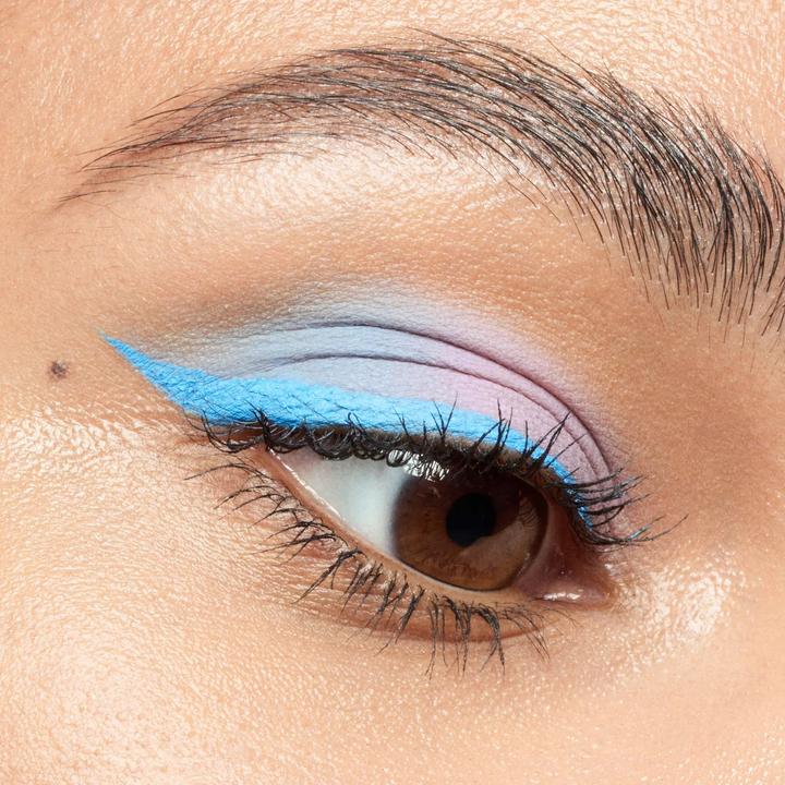 Actual product image Catrice Colour Blast Eyeshadow Palette 020 Blue meets Lime (020 Blue meets Lime)