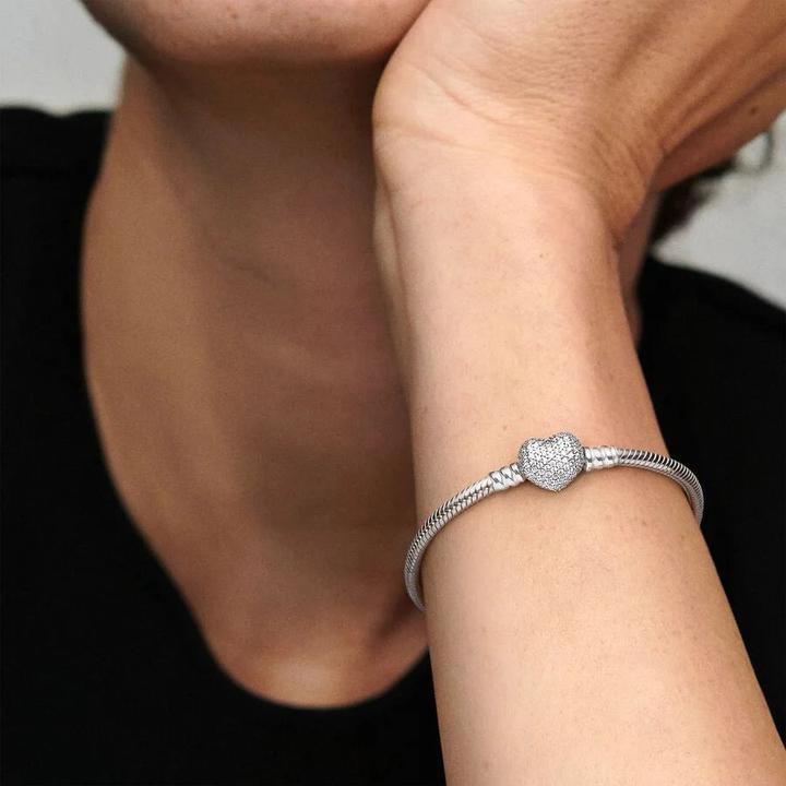Image du produit Pandora Bracelet avec fermeture en forme de coeur (18 cm, Argent)