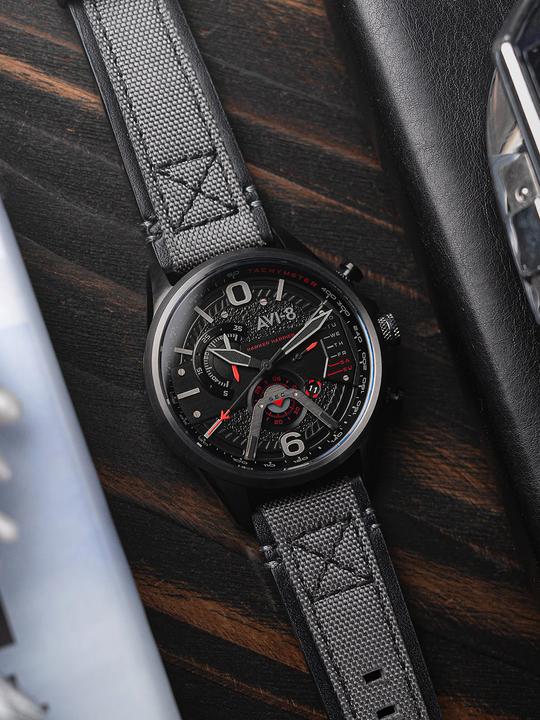 Actual product image AVI-8 AV-4056-0B Hawker Harrier Dual Retrograde (Chronograph)