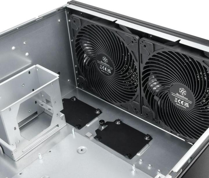 Image du produit Silverstone RM51 (SSI EEB, SSI CEB, mATX, Mini-ITX, ATX, E-ATX)