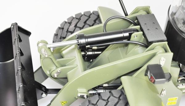 Immagine prodotto Amewi Pala gommata militare idraulica G921H in metallo 1:16, RTR, verde militare (RTR pronto all'uso)