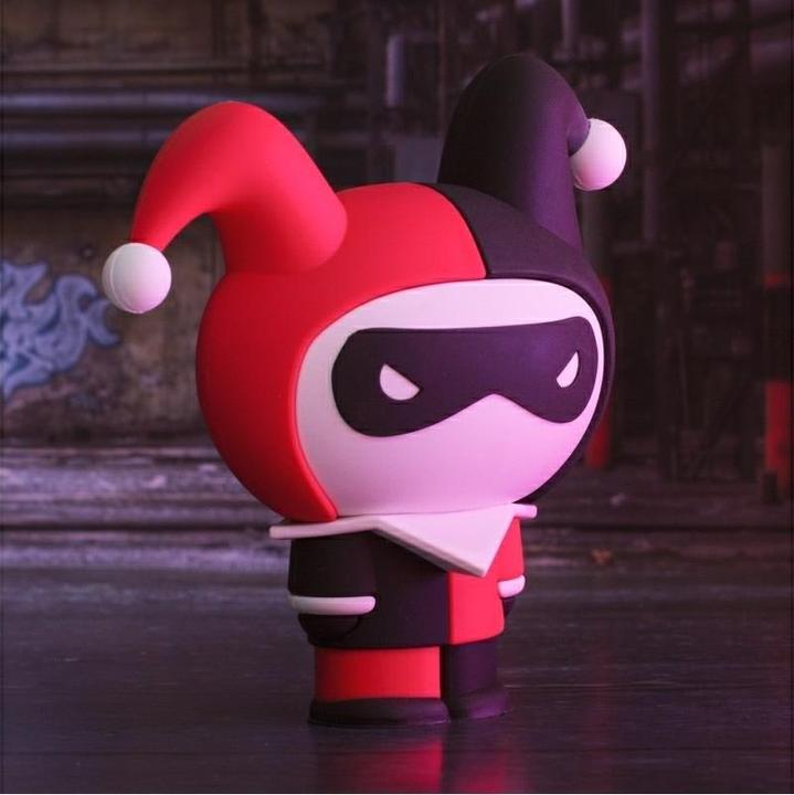 Actual product image PowerSquad Powerbank DC "Harley Quinn" - DC Comics (2500 mAh, 9.25 Wh)