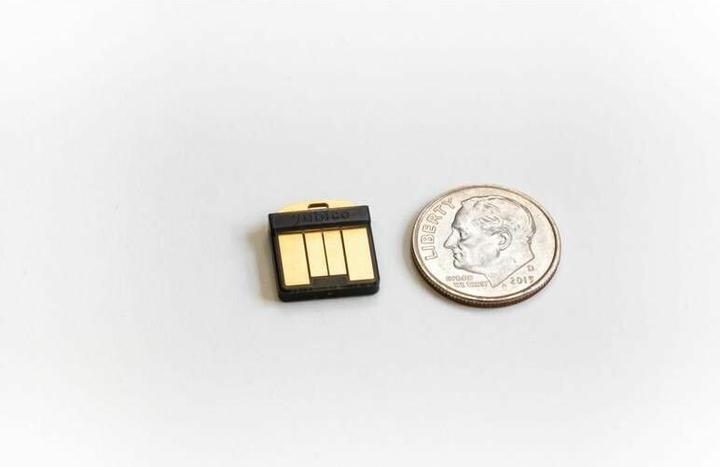 Produktbild Yubico YubiKey 5 Nano