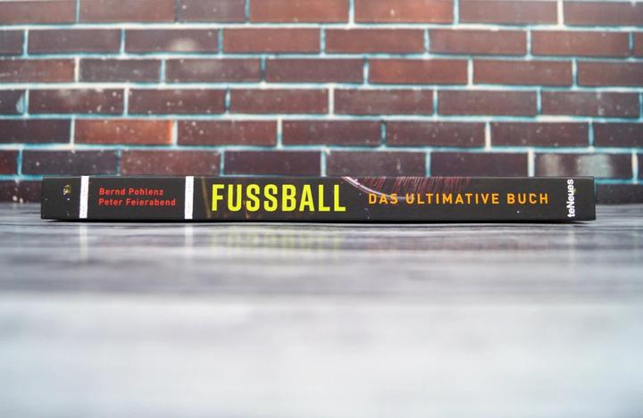 Immagine prodotto Fussball - Das ultimative Buch (Tedesco, Peter Feierabend, Bernd Pohlenz, 2024)