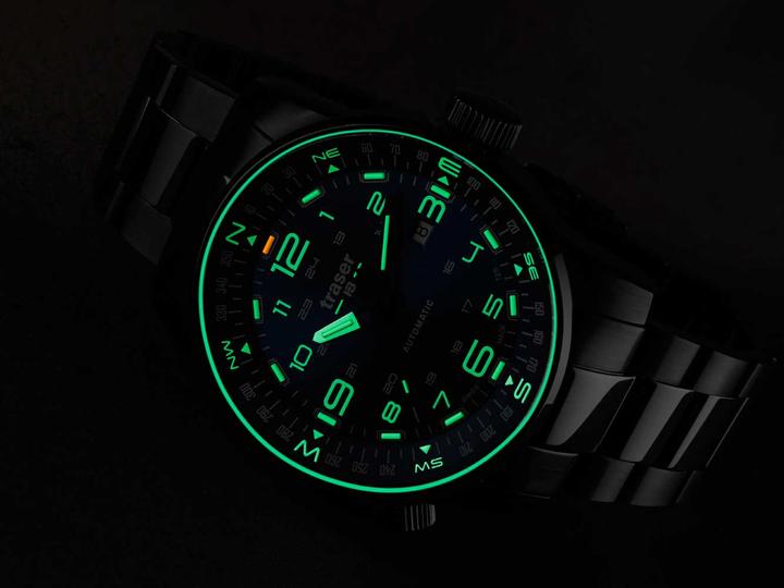Actual product image Traser H3 109523 P68 Pathfinder Automatic 46mm 10ATM (Sports watch, 46 mm)