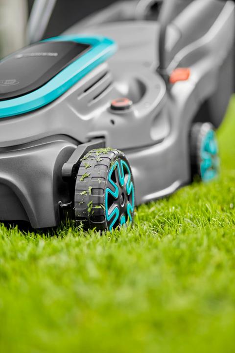 Productafbeelding Gardena Accu Grasmaaier PowerMax 32/18V P4A Gebruiksklaar Set (Oplaadbare batterij)