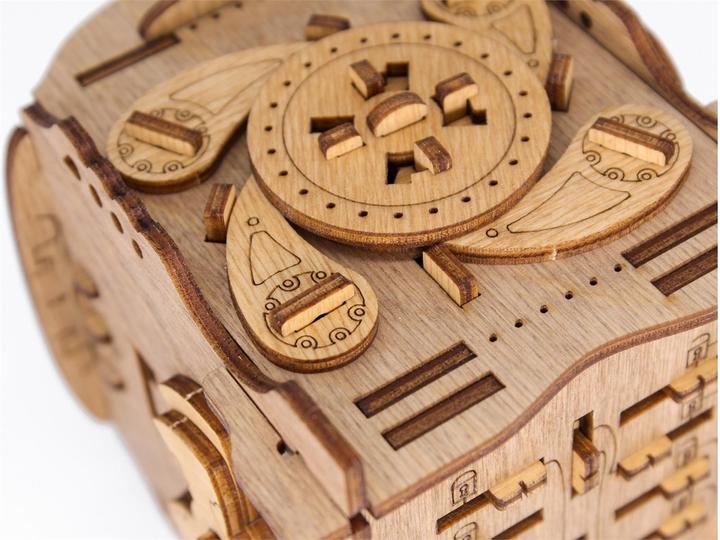 Actual product image iDventure Cluebox - Nautilus (German, French, English)