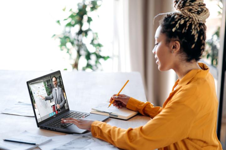 Produktbild ASUS Vivobook 14 X1407QA-LY043W - Copilot+ Laptop - 14 inch (90NB1603-M003K0) (14", Snapdragon X Plus X1P-26-100, 16 GB, 512 GB, Eng. Int.)