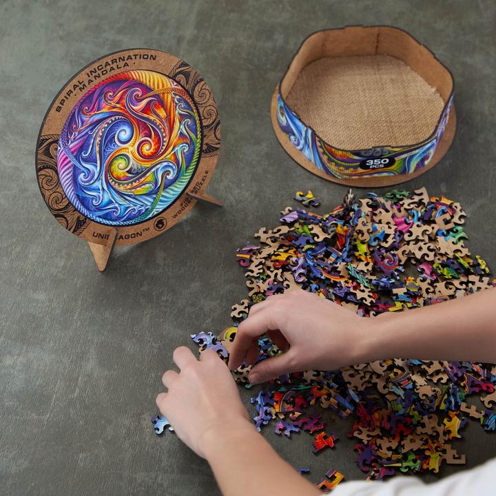 Produktbild Unidragon Mandala Councious Love (200 Teile) - Holzpuzzle (200 Teile)