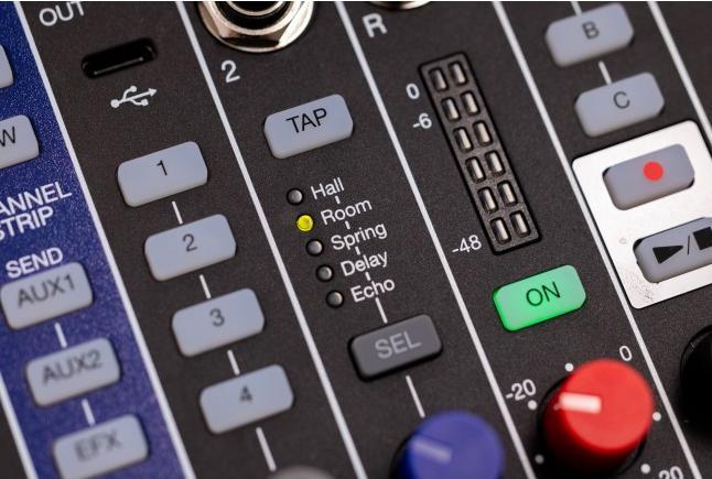 Actual product image Zoom LiveTrak L-6 (Studio- and Livemixer)
