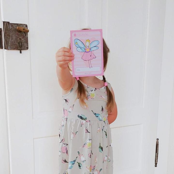 Immagine prodotto 12 biglietti d'invito per compleanno bambina (fate). Biglietti d'invito fatti a mano per feste di (A6, Quadretti, Copertina rigida)