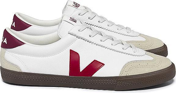 Actual product image Veja Volley (46)