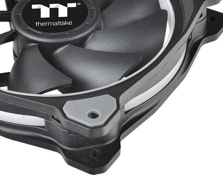 Actual product image Thermaltake Riing Plus 14 RGB TT Premium Edition (140 mm, 3 x)