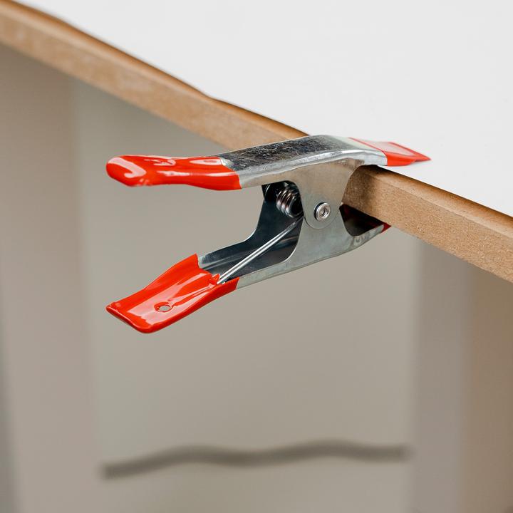 Image du produit Caruba Collier de serrage métallique à ressorts multiples 6 pouces rouge